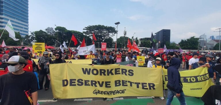 Aksi Hari Buruh 1 Mei 2026 di Depan Kompleks Parlemen, Jakarta